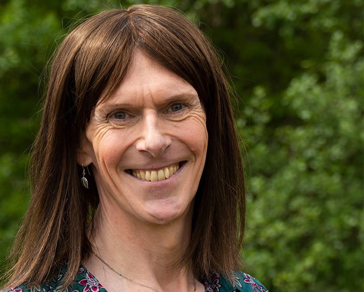 Dr Catherine Barnard